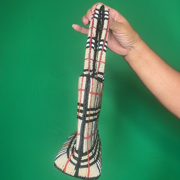 BEADED HANDBAG BLK, Cream, White & Red. Zip closure inside pocket. - Picture 4 of 7